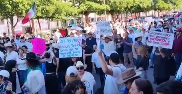 “Generación Z y Marcha del Sombrero” toman las calles de Hermosillo en contra del Gobierno de la 4T