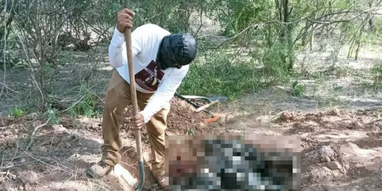 Colectivo Localiza Cuerpo dentro de Fosa Clandestina en la Costa de Hermosillo