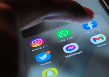 Ceci Flores denuncia hackeo del Facebook de Madres Buscadoras de Sonora