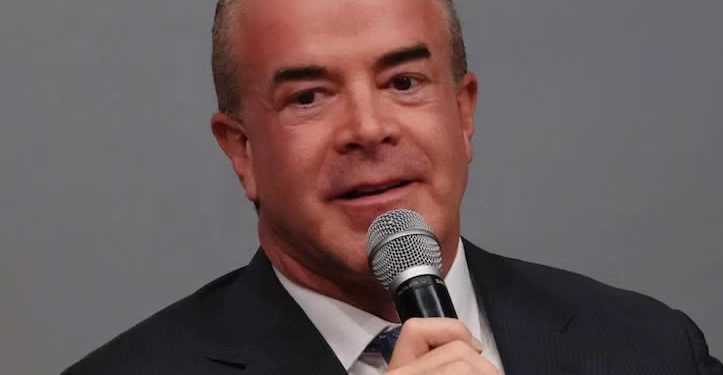 El dueño de Miss Universo, Raúl Rocha Cantú, es imputado por la FGR de tráfico de drogas y armas