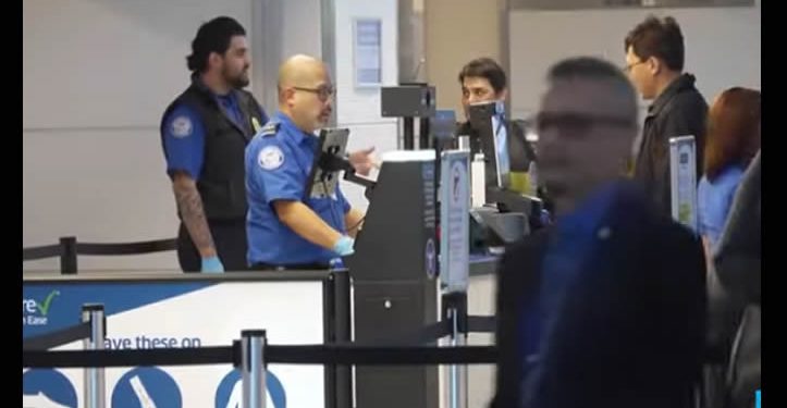 Más de mil vuelos cancelados en EE. UU. en el primer día de restricciones aéreas por el ‘shutdown’