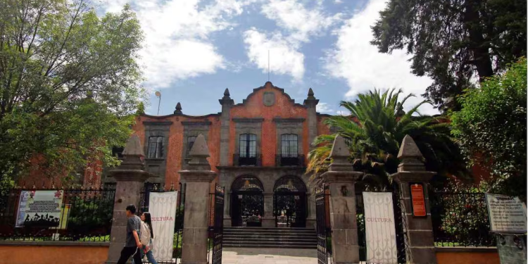 Gobierno descarta descentralización de secretarías