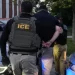 ICE ha arrestado a casi 75,000 personas sin antecedentes penales, según informe