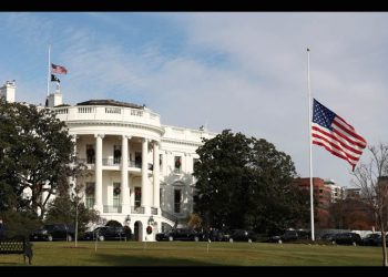 EE.UU. propone revisar historial de redes sociales de 5 años a turistas de 42 países