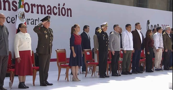 “Llegamos para dar continuidad y profundizar la 4T”, afirma Sheinbaum desde el Zócalo