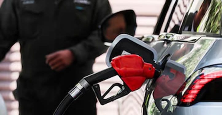 Hacienda aclara que no subirá el precio de la gasolina en 2026