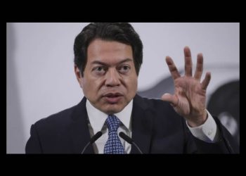 Mario Delgado reacciona a “rebelión” de Marx Arriaga; defiende su gestión