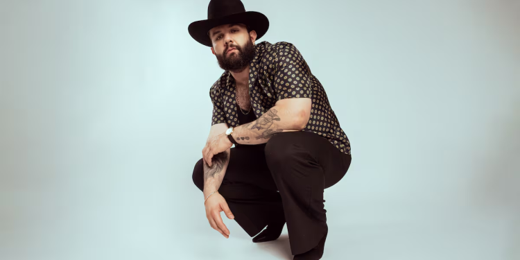 Carín León y su cita con la historia: “Queremos cambiar el juego”