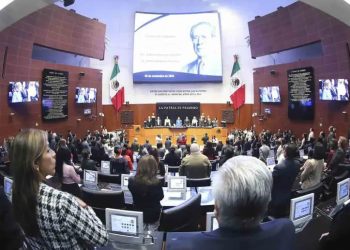 En fast track, elegirán nuevo titular de la FGR; relevo exprés