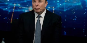 Fortuna de Elon Musk ‘se va al espacio’: Supera los 600 mil mdd tras nueva valoración de SpaceX