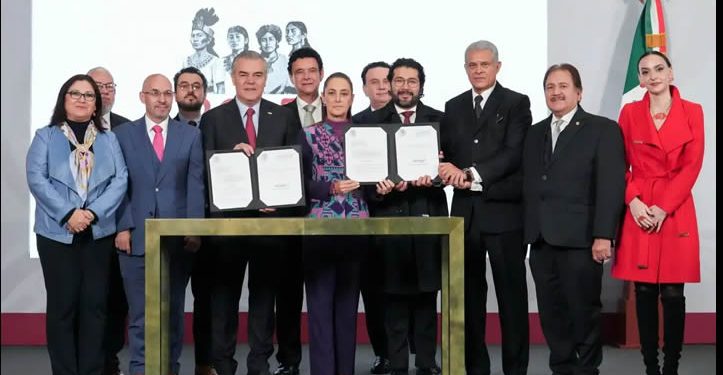 Aumento al salario mínimo de 13%; será de 9 mil 582.47 pesos para 2026: Sheinbaum