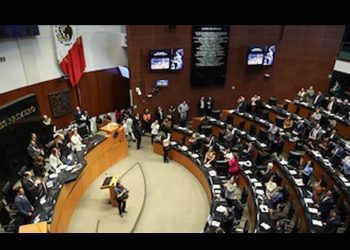 El Senado aprueba en lo general y lo particular la Ley de Salud contra vapeadores