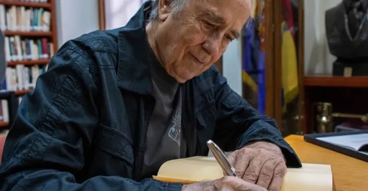 Joan Manuel Serrat: “Que el México de los libros le gane al México de las armas y la violencia”