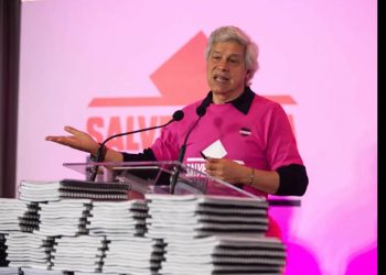 INE avala propuesta de reforma electoral del empresario opositor Claudio X