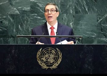 Cuba denuncia “chantaje y extorsión” con aranceles de Trump a países que envíen crudo a la isla