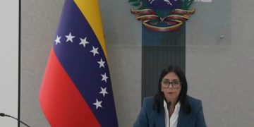 Delcy Rodríguez invita a Trump “a trabajar conjuntamente” en su primer mensaje como presidenta encargada de Venezuela