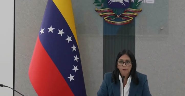 Delcy Rodríguez invita a Trump “a trabajar conjuntamente” en su primer mensaje como presidenta encargada de Venezuela