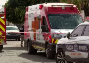 Trabajador Muere Tras Sufrir Descarga Eléctrica y Caer en Cerco de una Vivienda de Hermosillo