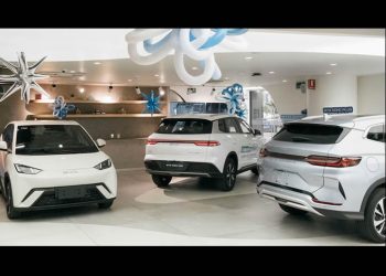 BYD ‘le gana la carrera’ a los aranceles e inunda mercado en México: Vende 7 de cada 10 autos eléctricos