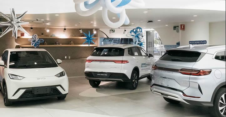 BYD ‘le gana la carrera’ a los aranceles e inunda mercado en México: Vende 7 de cada 10 autos eléctricos