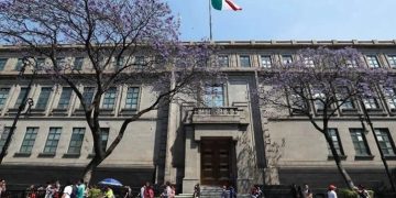 Compra SCJN camionetas de hasta 1.7 millones para cada ministro, por seguridad