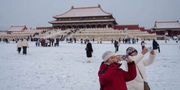 China logra objetivo; creció su economía 5% en 2025