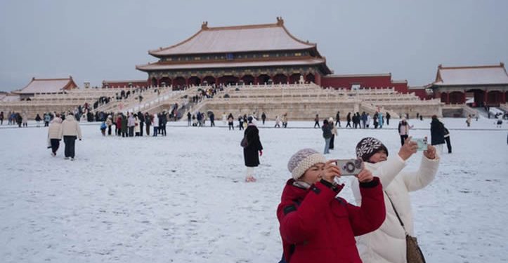 China logra objetivo; creció su economía 5% en 2025