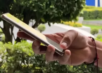 A Días del Inicio del Registro de Líneas Telefónicas, Venden Chips Presuntamente Registrados