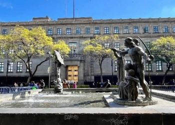 Extinción de 109 fideicomisos no invadió facultades de estados: Corte valida decreto