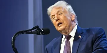 Donald Trump Afirma que la OTAN Debería Haber ‘Protegido’ la Frontera con México de Migrantes