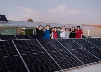 Apuesta Hermosillo por la soberanía energética en apoyo a estudiantes de Cananea