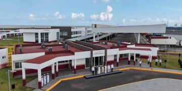 Gobierno va por recaudar 500 mil mdp más en combate a corrupción de factureras y aduanas en 2026