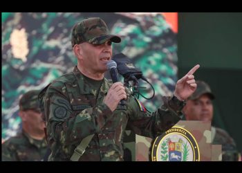 ‘Un cobarde secuestro’: Vladimir Padrino dice que equipo de seguridad de Maduro fue asesinado a sangre fría