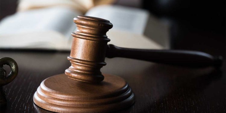 Fiscalía de Sonora niega complicidad con juez tras acusación de periodista en X