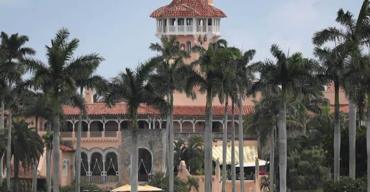 Bombazo contra Trump: Mar-a-Lago enviaba jovencitas a isla de Epstein, revela el WSJ