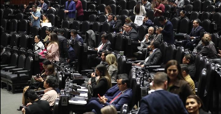 Morena en San Lázaro advierte que falta de acuerdo con PT y PVEM pone en riesgo reforma electoral