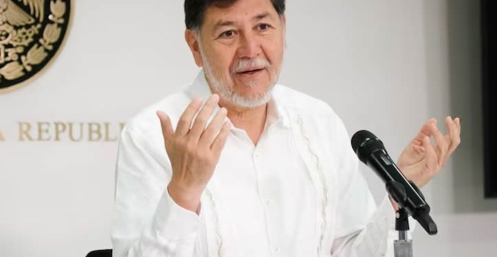 Noroña se lanza contra ministros de la Corte por devolver camionetas blindadas; fue una “torpeza inconmensurable”, afirma