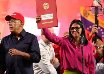 Venezuela da luz verde a la entrada de capital extranjero para explotar el petróleo