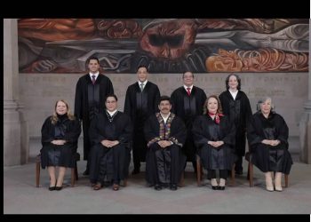 Ministros compraron togas por casi 300 mil pesos