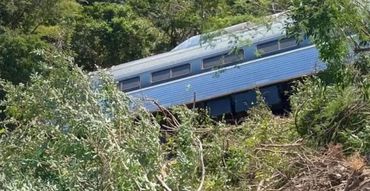Tren Interoceánico viajaba a exceso de velocidad el día del accidente en Oaxaca, asegura FGR