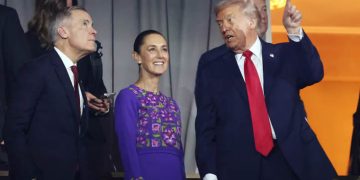 Trump amenaza a Canadá con aranceles del 100% si firma un acuerdo comercial con China