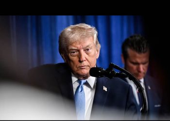 Trump anuncia ataques por tierra contra los carteles mientras asegura que “gobiernan México”