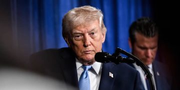 Trump anuncia ataques por tierra contra los carteles mientras asegura que “gobiernan México”