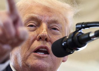 Trump dice que tras no recibir el Nobel priorizará a EE. UU. sobre la paz; vincula tema con Groenlandia