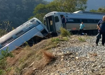 Detienen a despachador del Tren Interoceánico por accidente que dejó 14 muertos; le imputan homicidio doloso