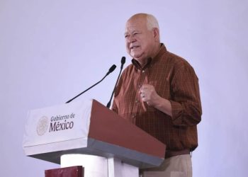 Fiscalía rastrea fondos que conectan a gobernador de BCS con Adán Augusto