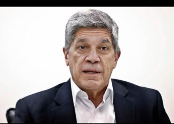 Cuba niega que trabaje en mesa de negociación con Estados Unidos