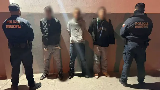 Detienen a Tres Objetivos Prioritarios en Hermosillo; Portaban Dos Armas Hechizas