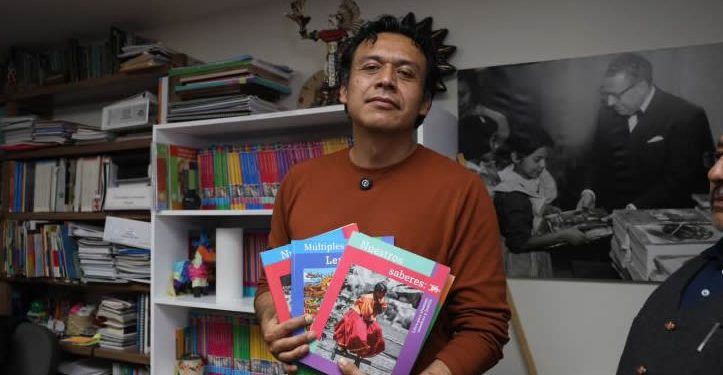 SEP niega desalojo de Marx Arriaga; se le notificaron cambios en su plaza, aclara