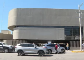 Elementos federales y estatales aseguran más de 2 mil litros de diésel en Sonoyta, no se reportan detenidos